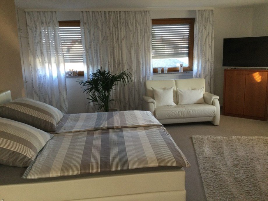 Schlafzimmer OG Einfamilienhaus Ulm / S�flingen